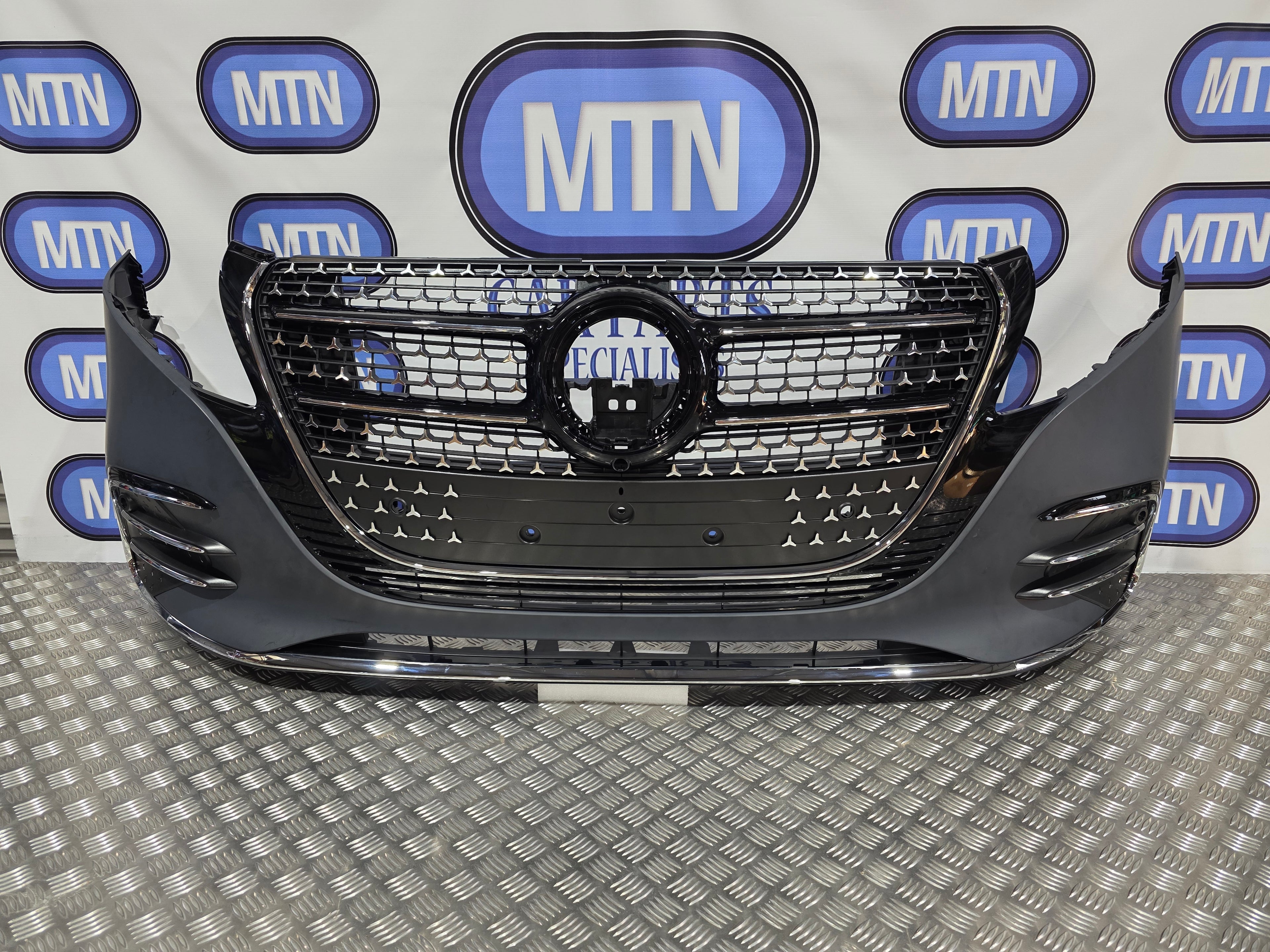 FRONT BUMPER FOR MERCEDES VITO V CLASS W447 15-26 AMG LINE V300D LIGHTS KIT