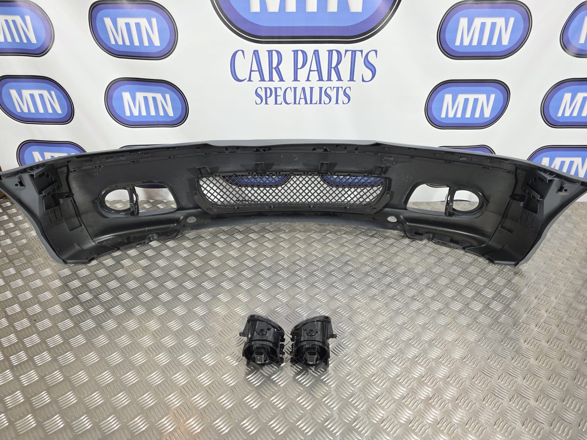 FRONT BUMPER M3 STYLE GLOSS BLACK TRIM FOR BMW 3 SERIES E36 SEDAN/COUPE 1999-05