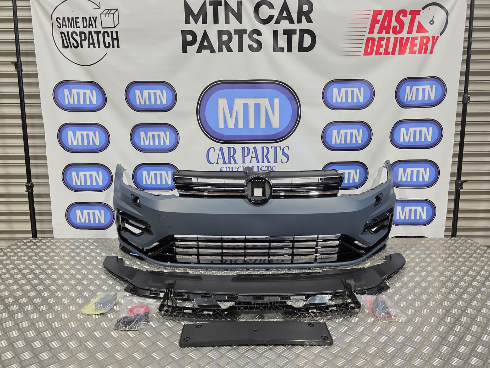 COMPLETE CONVERSION KIT FOR VW Golf MK 7 TO MK7.5 R LINE FRONT AND REAR BUMPERS, GRILLE, FOGLIGHTS