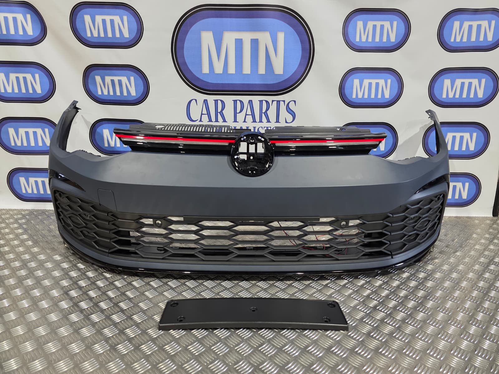 COMPLETE FRONT BUMPER FOR VW GOLF MK8 GTI 2020+ FRONT BUMPER, GRILLE, FOGS