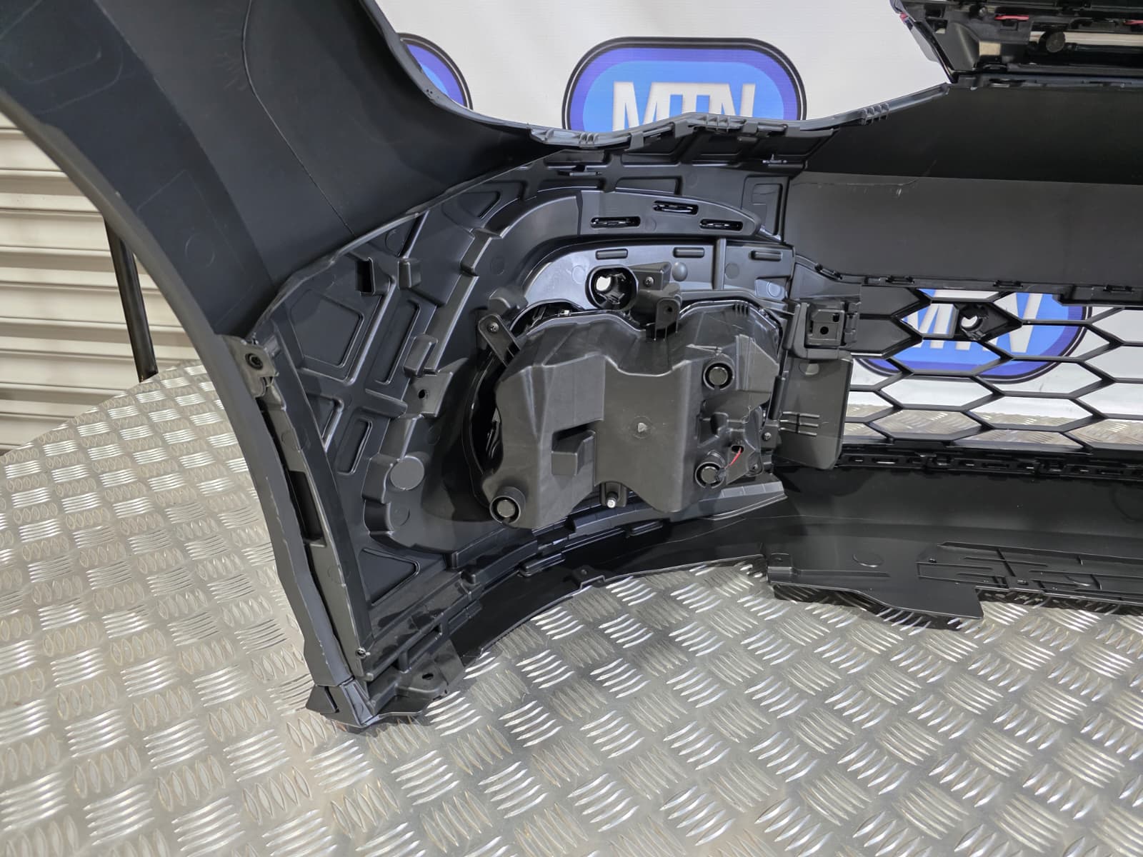 COMPLETE FRONT BUMPER FOR VW GOLF MK8 GTI 2020+ FRONT BUMPER, GRILLE, FOGS