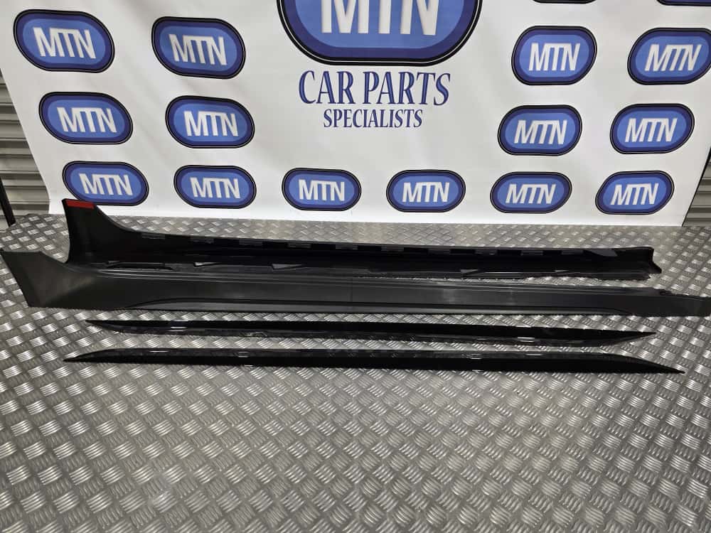 Front Rear Side Skirts Full Body Kit For Audi A7 / S7 19-24 C8 RS7 Style Gloss Black