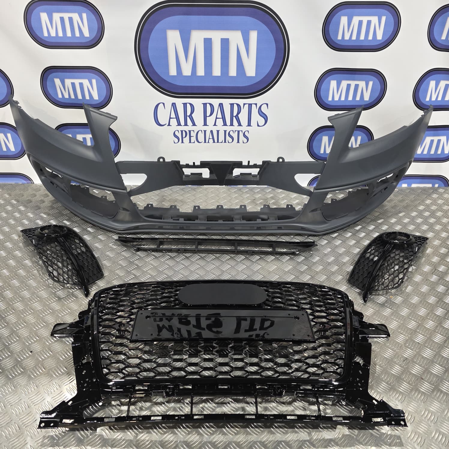 Front Bumper For Audi Q5 / SQ5 2013-2016 Prefacelift S Line with Honeycomb Grill