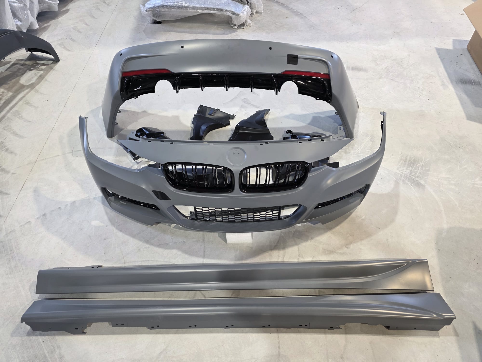Full M Sport kit For BMW 3 Series 11-19 F30 F31 Front & Rear bumper, Side Skirts, Kidney Grills