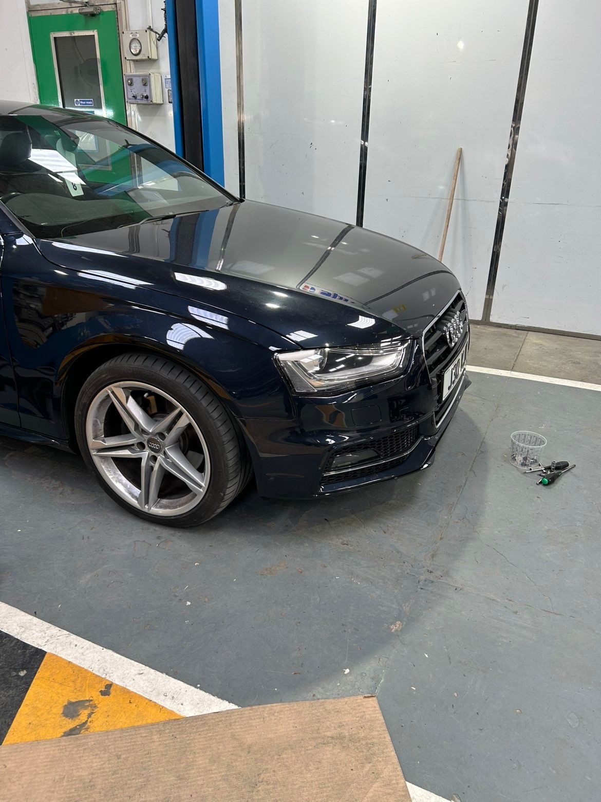 New Complete Front Bumper for Audi A4 / S4 B8.5 12 - 15 S-Line Honeycomb Grill