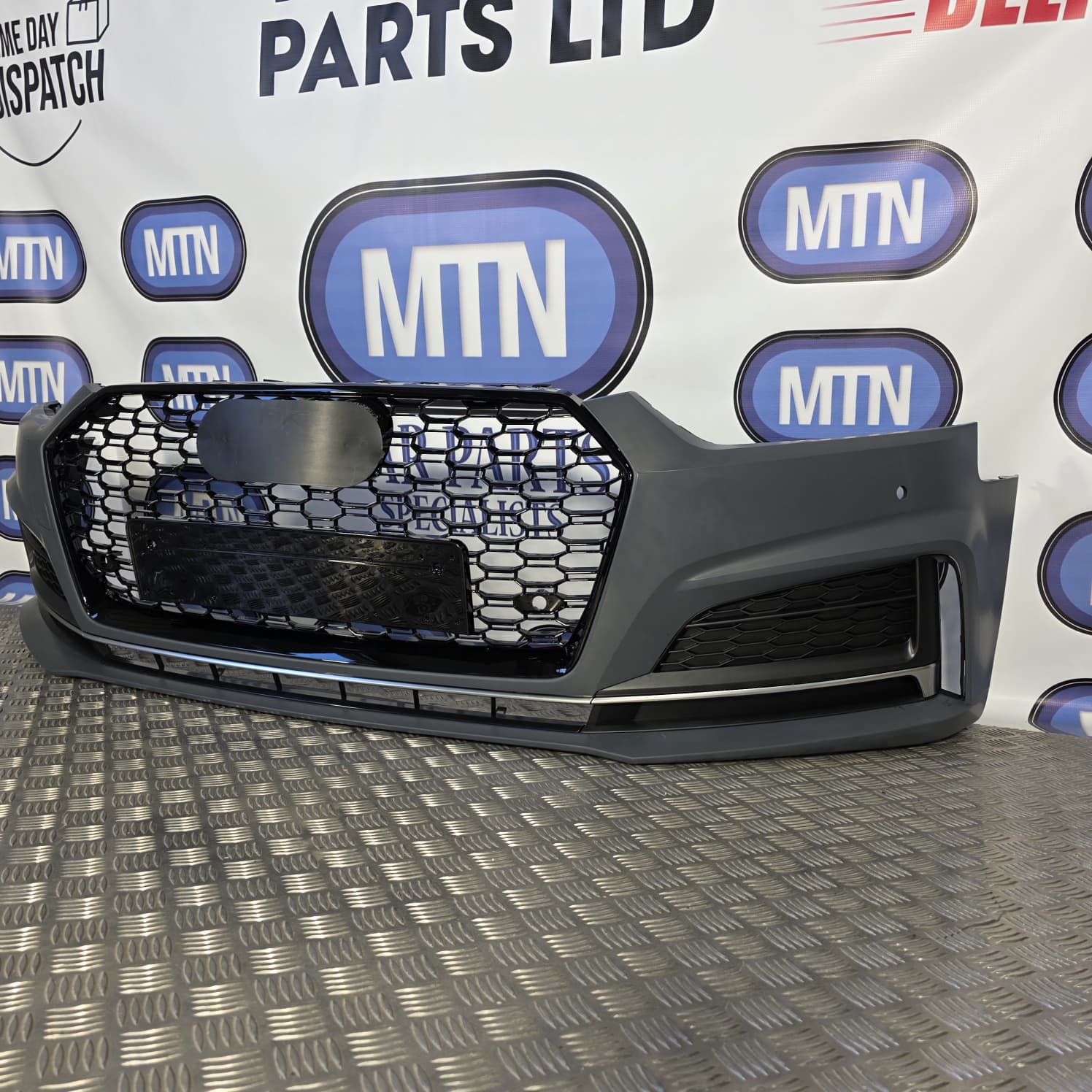 New Front Bumper Complete for Audi A5 / S5 B9 2016-2019 Prefacelift S-Line Grill