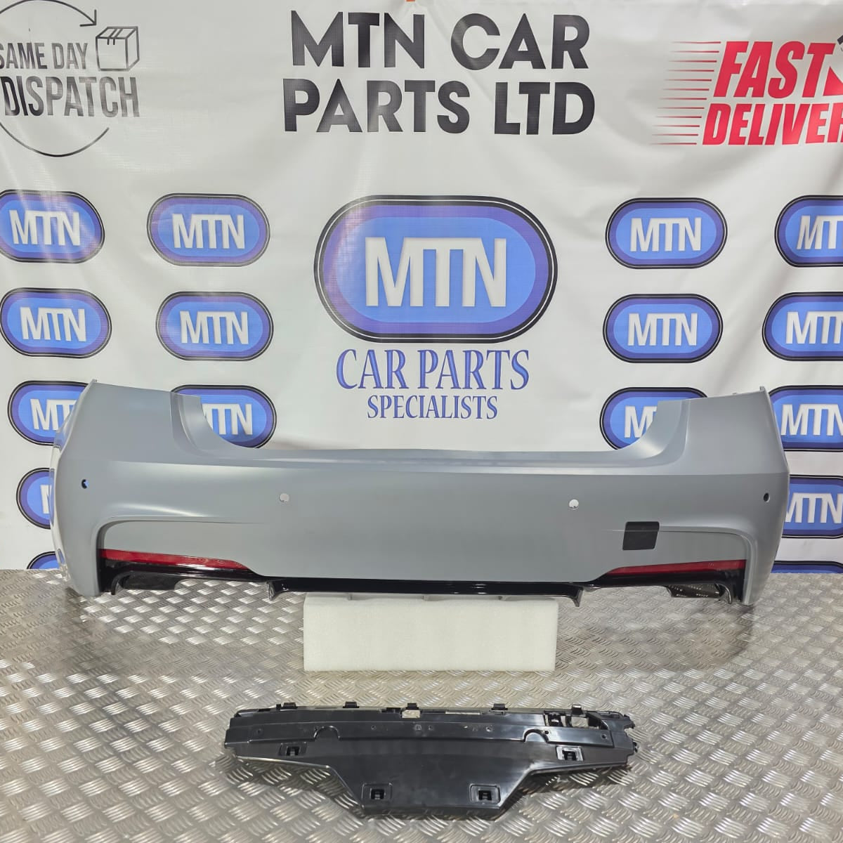 Rear Bumper For BMW 3 Series 11-19 F30 F31 M Sport Bumper and Diffuser Secondary image