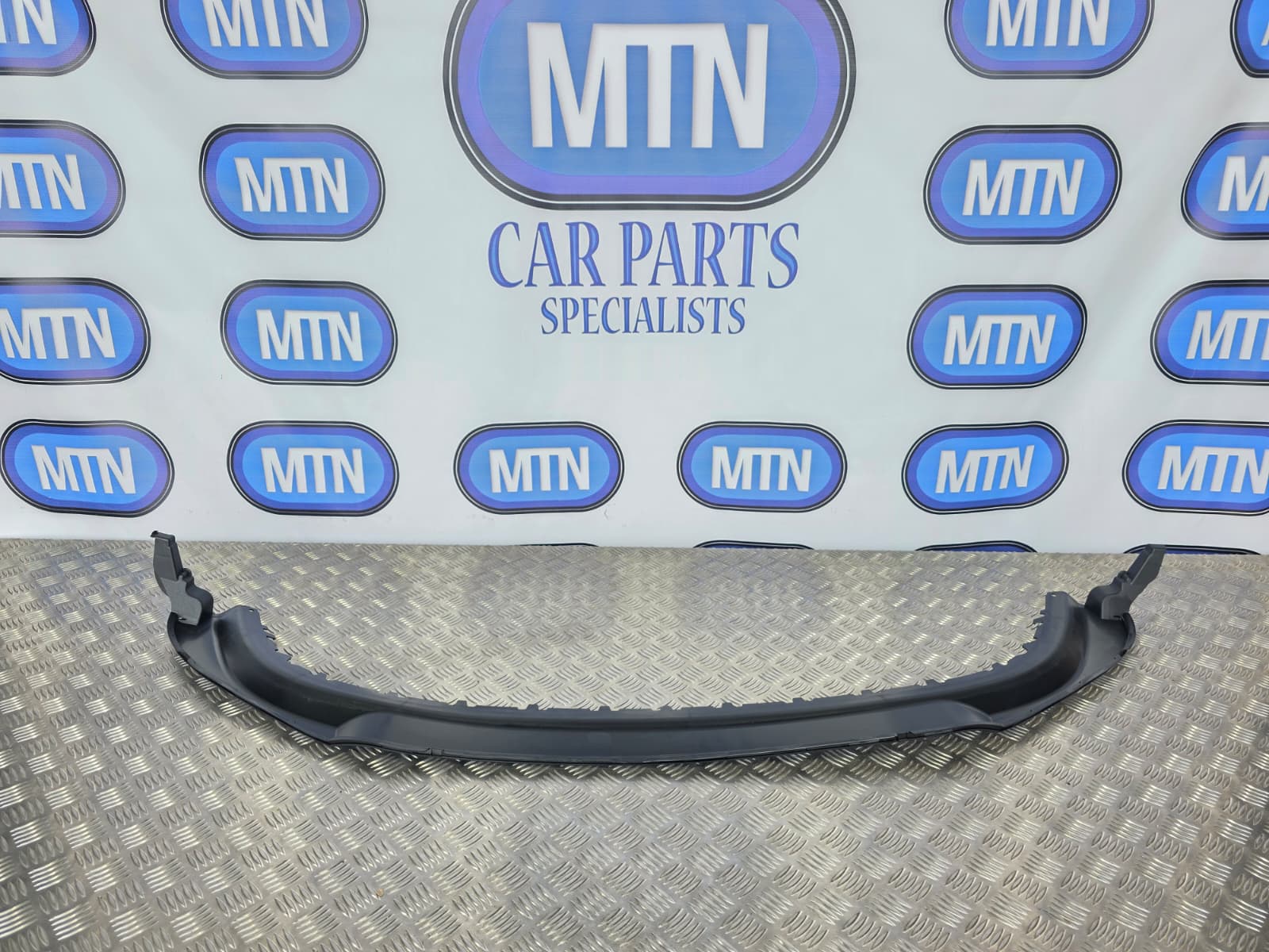 Complete Front Bumper for VW VOLKSWAGEN GOLF MK6 R20 WITH FOG LIGHTS 2008 - 2012