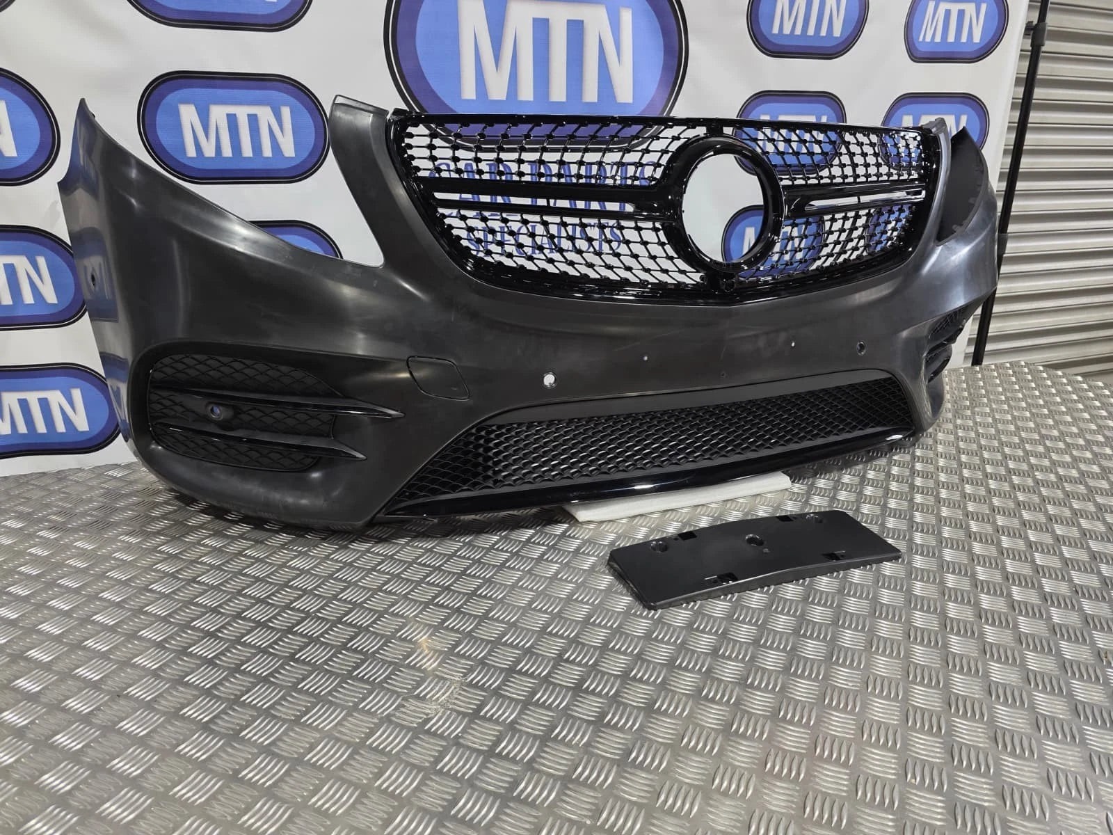 Bodykit  FOR MERCEDES VITO V CLASS W447 15-24 AMG LINE NIGHT EDITION + Rear